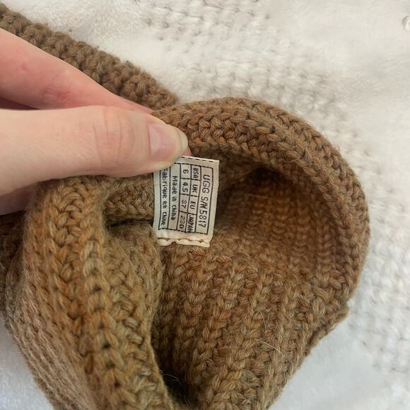 UGG knit tall boots size 6 - Picture 2 of 7